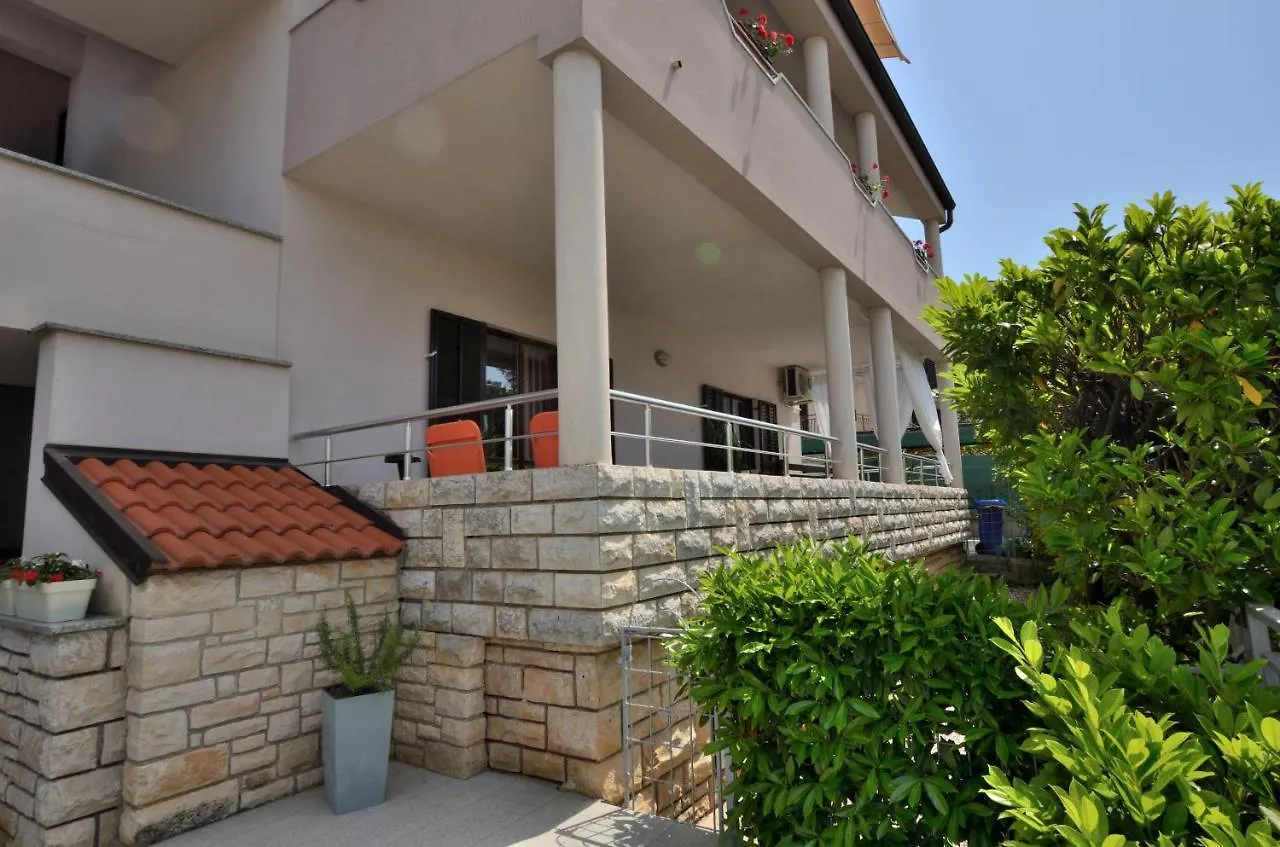 Apartment Sandy Bay Pjescana Uvala Croatia