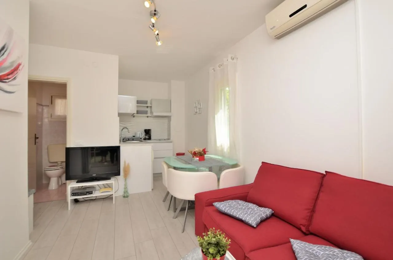 Apartment Sandy Bay Pjescana Uvala 0*,  Croatia