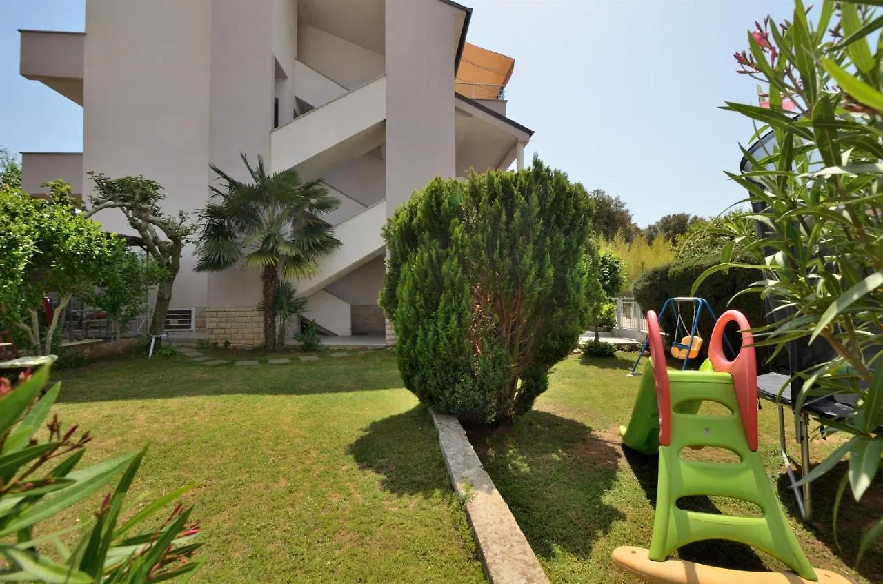 Apartment Sandy Bay Pjescana Uvala 0*,  Croatia